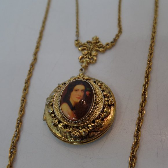 Unbranded  Goldtone Multi Strand (2) Necklace with Locket With Lady Portrait 20" - Picture 6 of 13